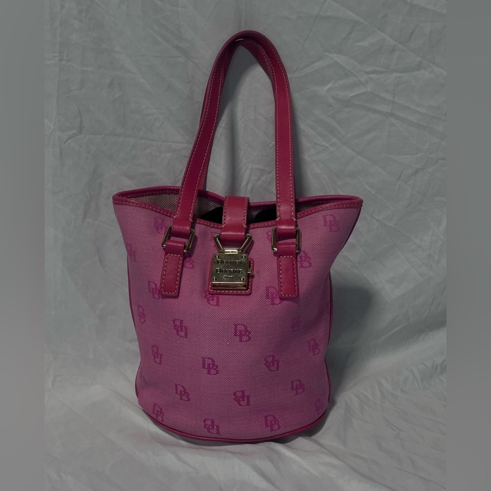 Vintage Dooney Bourke  North South bright pink logo bucket bag leather trim EUC - Picture 2 of 14